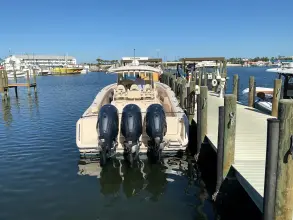 Thumbnail von Grady White Canyon 376