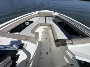 Thumbnail von Boston Whaler 330 Vantage