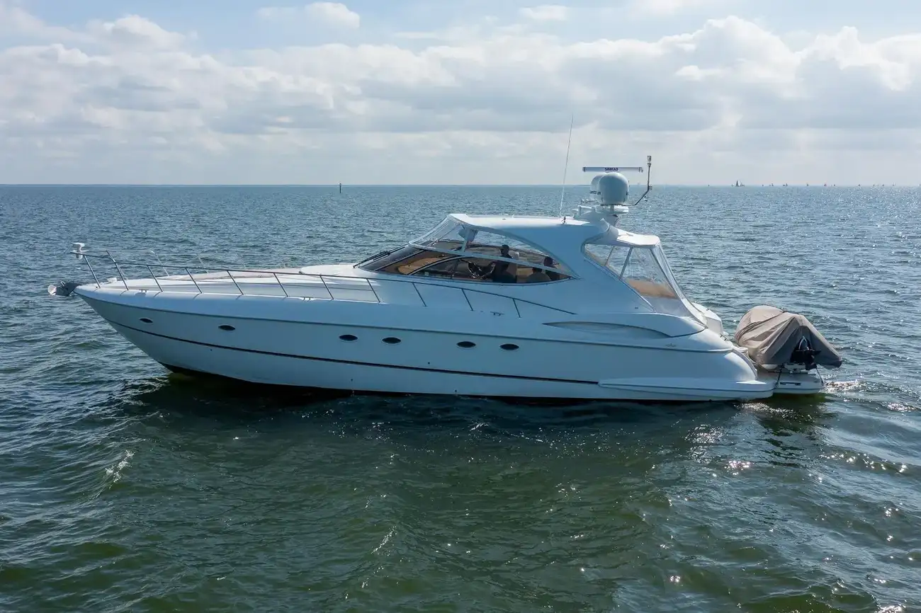 Thumbnail von Cruisers Yachts 5370 Express