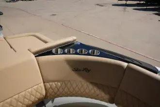 Thumbnail von Sea Ray SLX 280