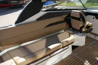 Thumbnail von Sea Ray SLX 280