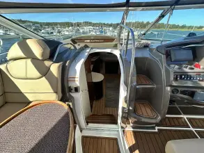 Thumbnail von Cruisers Yachts 380 Express