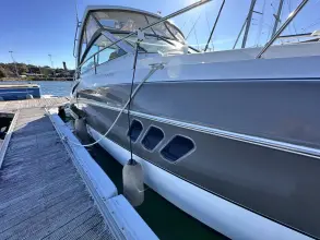 Thumbnail von Cruisers Yachts 380 Express