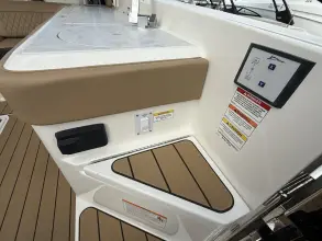 Thumbnail von Sea Ray SLX 400 Outboard