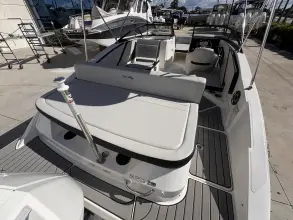 Thumbnail von Sea Ray SPX 210 s motorem