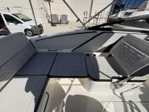 Thumbnail von Sea Ray SPX 210 s motorem