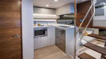 Thumbnail von Riviera 4300 Sports Express