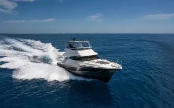 Thumbnail von Riviera Sports Motor Yacht 46
