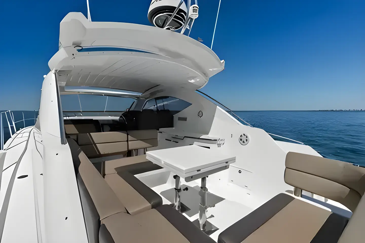 Thumbnail von Galeon 385 HTS