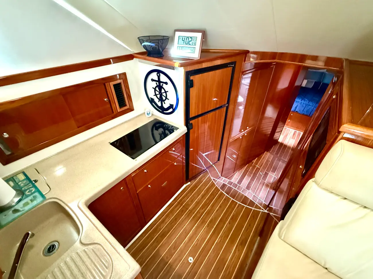 Thumbnail von Riviera 42 Flybridge
