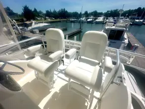 Thumbnail von Riviera 42 Flybridge