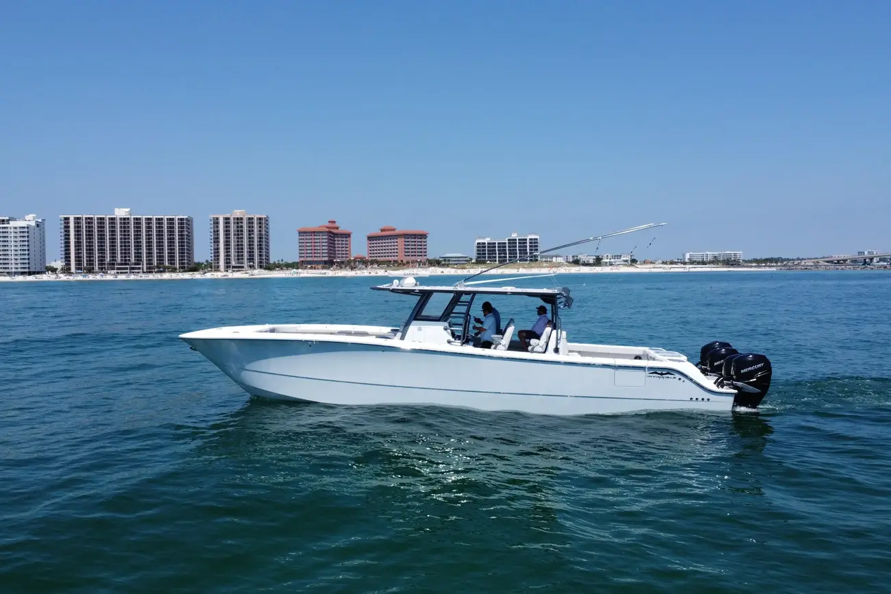 Thumbnail von Invincible 46 Catamaran REEL DEPLOYMENT