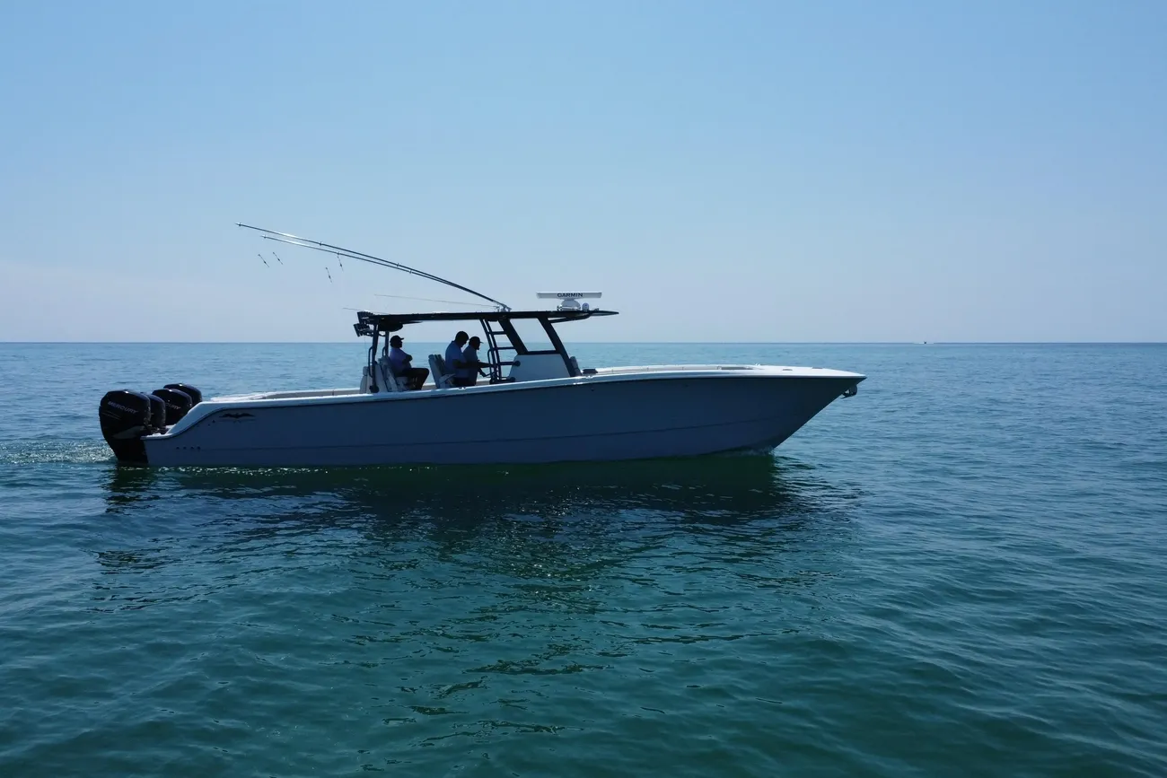 Thumbnail von Invincible 46 Catamaran REEL DEPLOYMENT