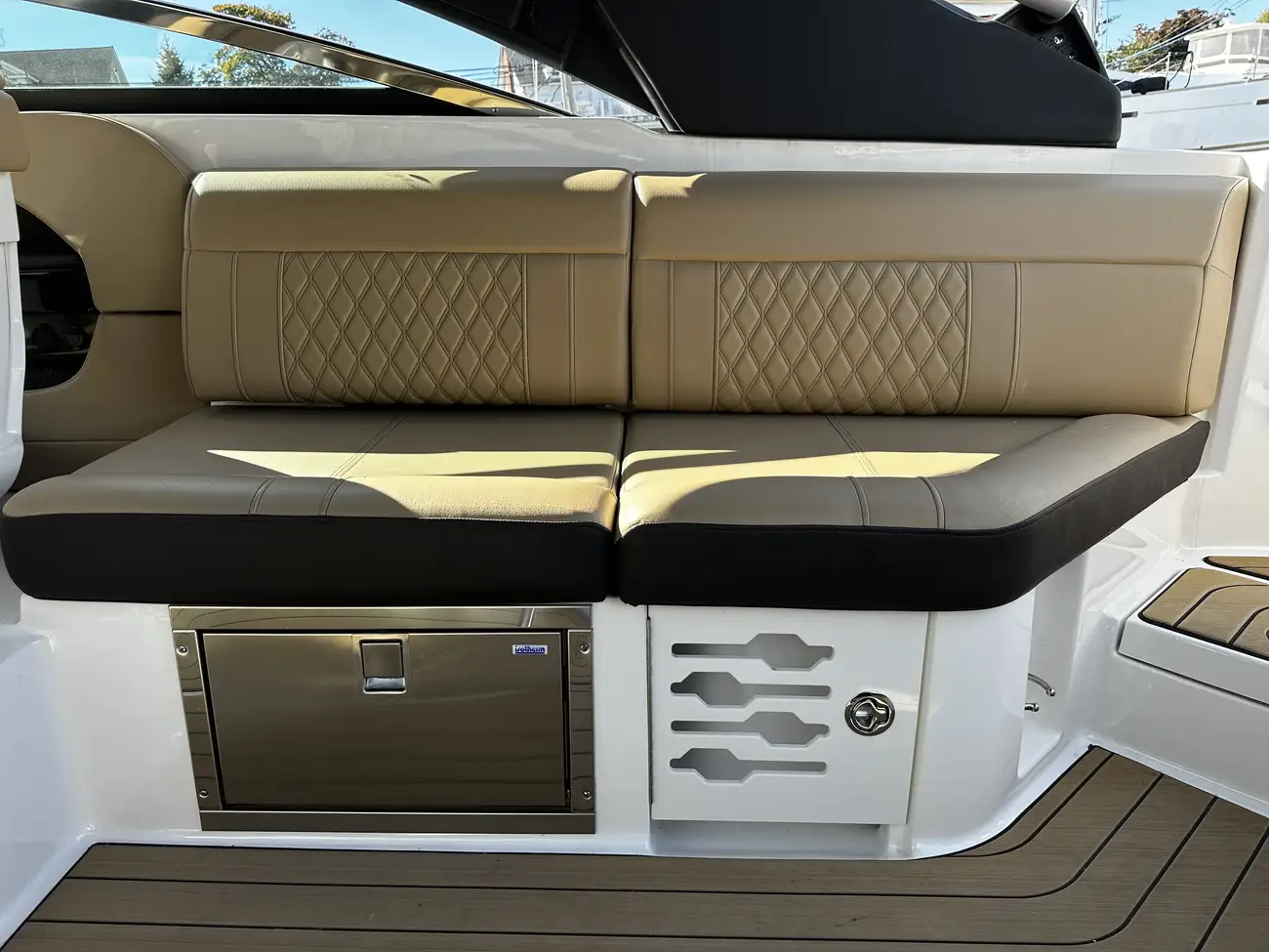 Thumbnail von Sea Ray SLX 280