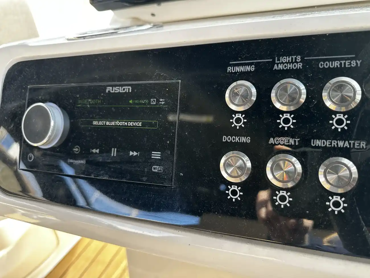 Thumbnail von Sea Ray SLX 280