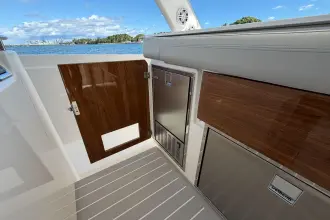 Thumbnail von Tiara Yachts 43LS MARILEE
