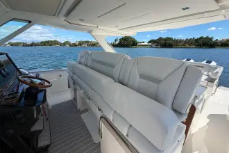 Thumbnail von Tiara Yachts 43LS MARILEE