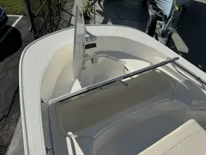 Thumbnail von Boston Whaler 190 Montauk