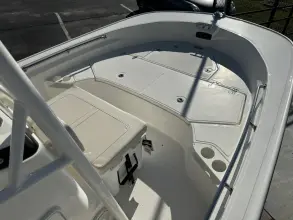 Thumbnail von Boston Whaler 190 Montauk