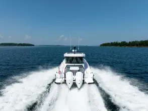 Thumbnail von Axopar 37 XC Cross Cabin Axopar 37 Aft Cabin Stock 40