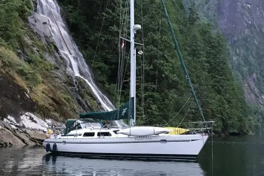 Sceptre 43 Pacific Wind