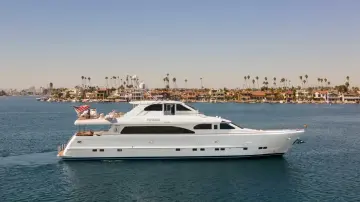 Thumbnail von Horizon Motor Yachts Custom 98 Tri-Deck REVERIE