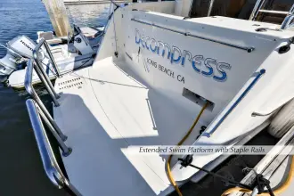 Thumbnail von Mckinna 57 Pilothouse Descompresión