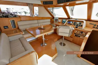 Thumbnail von Mckinna 57 Pilothouse Descompresión