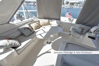Thumbnail von Mckinna 57 Pilothouse Descompresión