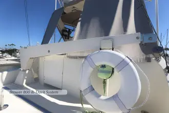 Thumbnail von Mckinna 57 Pilothouse Descompresión