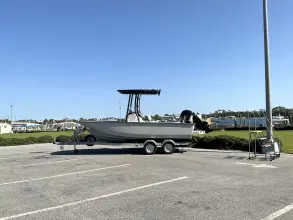 Thumbnail von Boston Whaler 190 Montauk