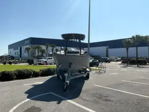 Thumbnail von Boston Whaler 190 Montauk