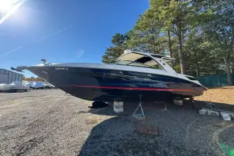 Sea Ray SLX 350