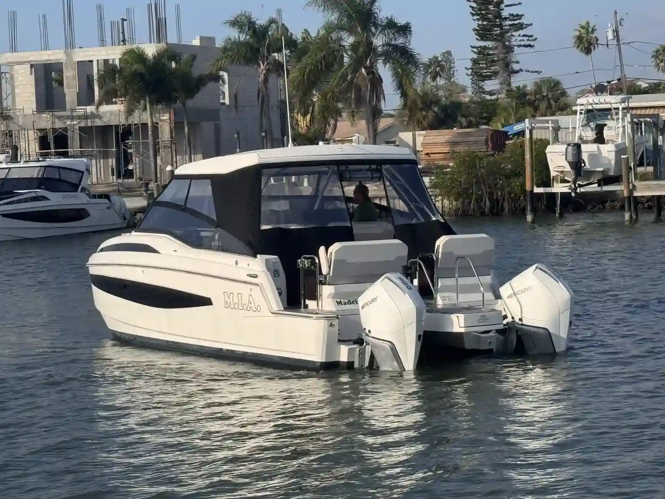 Thumbnail von Aquila 32