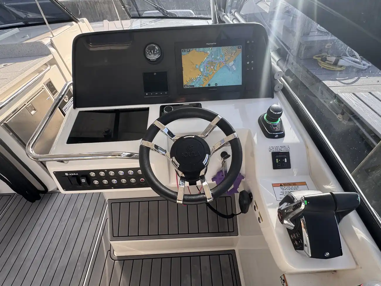 Thumbnail von Aquila 32