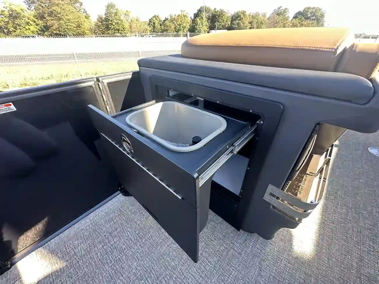 Thumbnail von Bennington M24