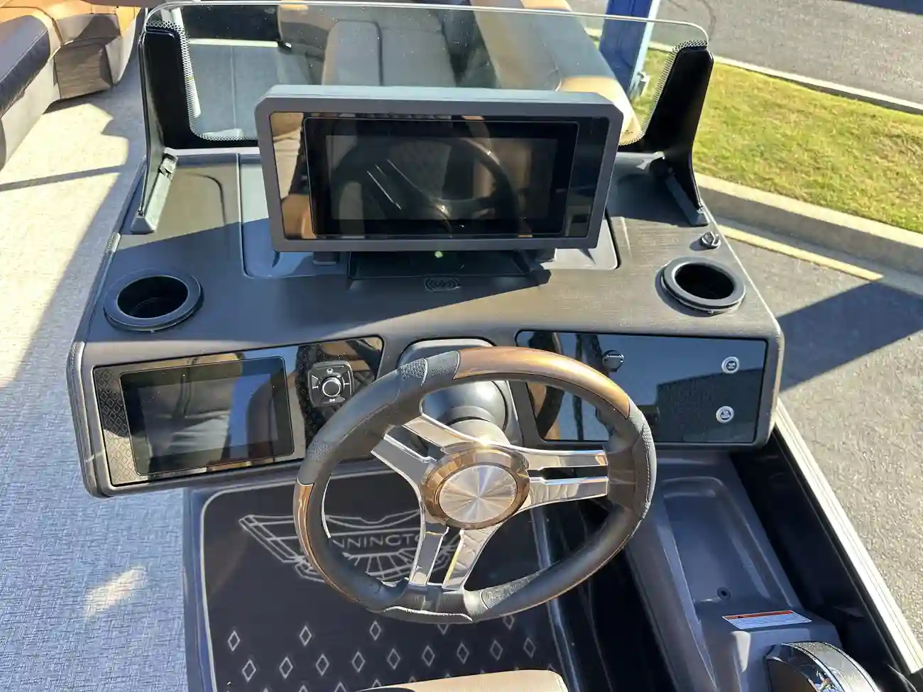 Thumbnail von Bennington M24