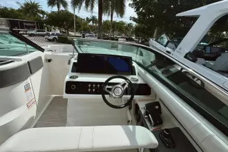 Thumbnail von Sea Ray SLX 310 Outboard