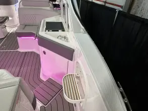 Thumbnail von Sea Ray SLX 310 buitenboordmotor