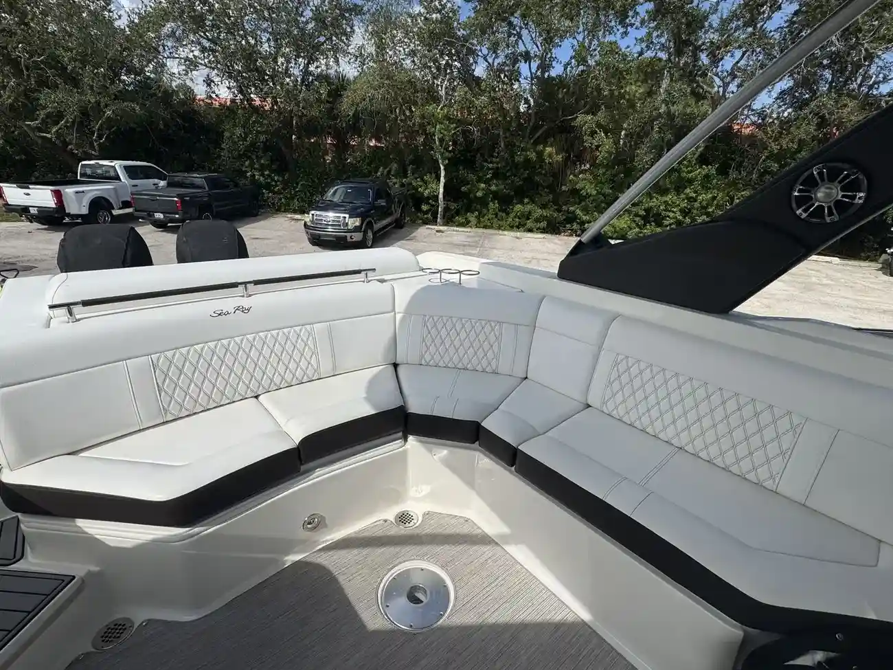 Thumbnail von Sea Ray SLX 310 Outboard