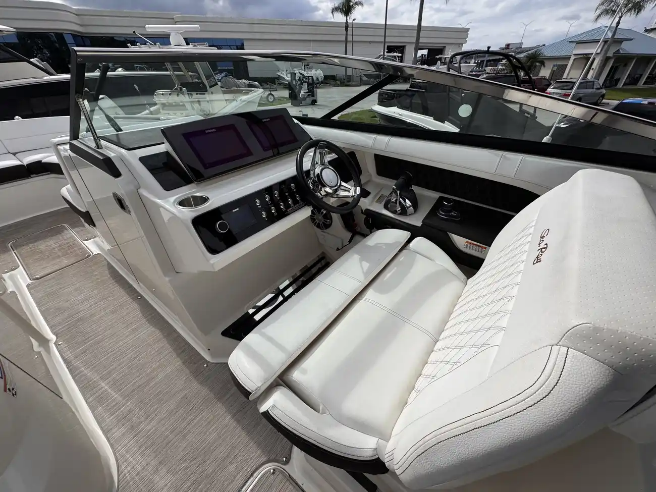 Thumbnail von Sea Ray SLX 310 Outboard