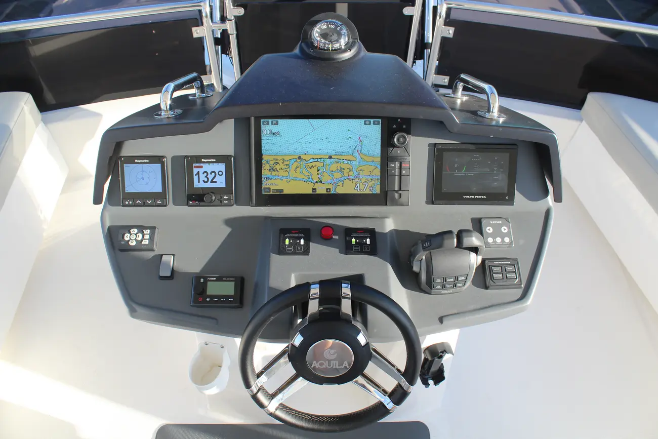 Thumbnail von アクイラ 44 ヨット