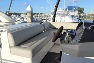 Thumbnail von Aquila 44 Yacht