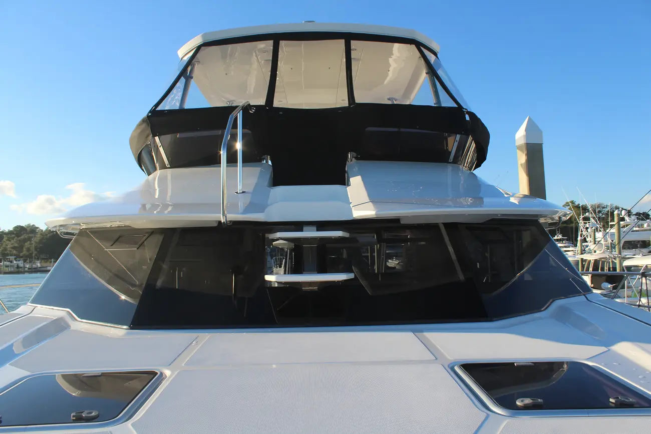 Thumbnail von アクイラ 44 ヨット