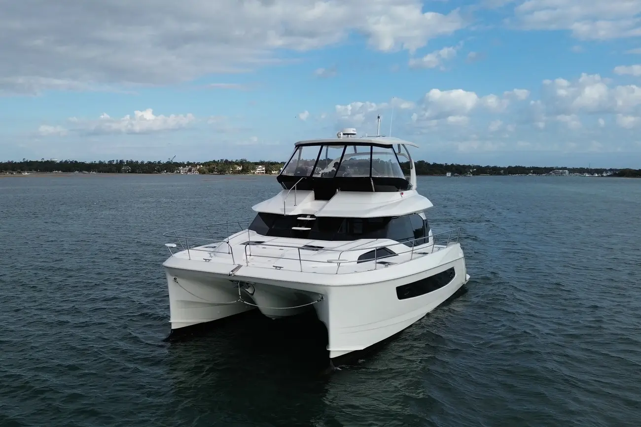 Thumbnail von アクイラ 44 ヨット