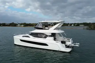 Thumbnail von Aquila 44 Yacht