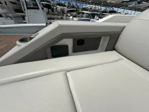 Thumbnail von Sea Ray SLX 310 Outboard