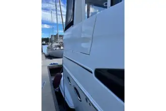 Thumbnail von Carver 466 モーターヨット