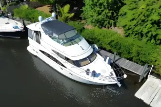 Thumbnail von Carver 466 モーターヨット