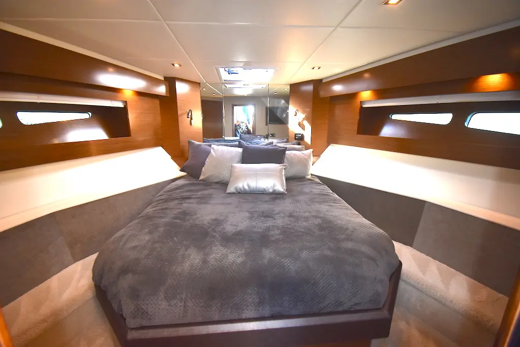 Thumbnail von Cruisers Yachts 50 Cantius